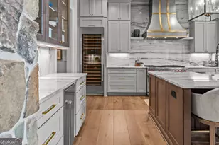 1051 Liberty Bluff Ln, Greensboro, GA 30642 - Photo 21