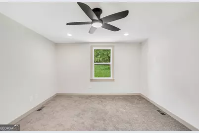 250 Mill Street, Barnesville, GA 30204 - Photo 19