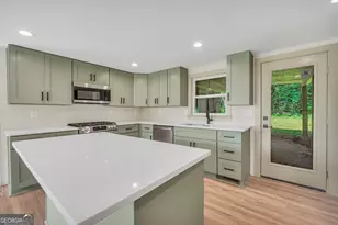 250 Mill St, Barnesville, GA 30204 - Photo 15