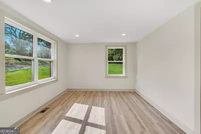 250 Mill Street, Barnesville, GA 30204 - Photo 17