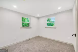 250 Mill St, Barnesville, GA 30204 - Photo 35