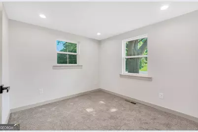 250 Mill Street, Barnesville, GA 30204 - Photo 33