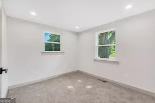 250 Mill St, Barnesville, GA 30204 - Photo 33