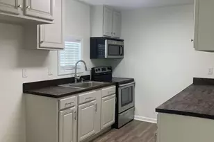 675 N Main St, Baxley, GA 31513 - Photo 3