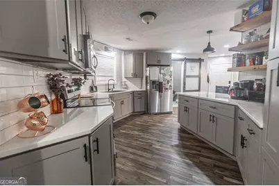 23 Hampton Drive, White, GA 30184 - Photo 9