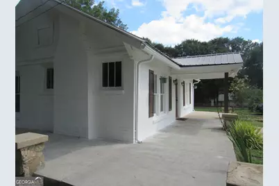 86 Luckie Street, Lavonia, GA 30553 - Photo 3