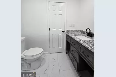 2499 Sylvan Road, East Point, GA 30344 - Photo 19