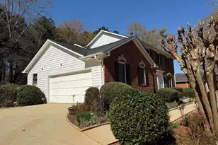 140 Yorkshire Rd, Bogart, GA 30622 - Photo 1
