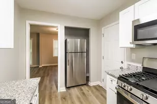 3717 Loren Dr, Decatur, GA 30032 - Photo 7