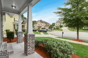 393 Strawberry Walk, Loganville, GA 30052 - Photo 3