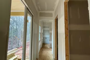 242 Carriage Ave, Jefferson, GA 30549 - Photo 5