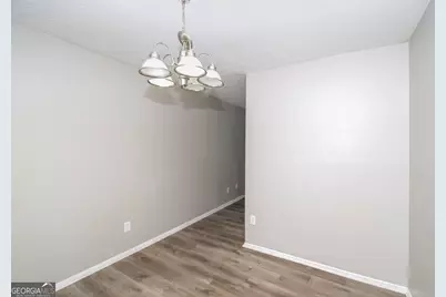 2215 Fairway Circle SW, Atlanta, GA 30331 - Photo 7