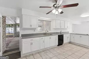 1425 Lanier Blvd, Brunswick, GA 31520 - Photo 17