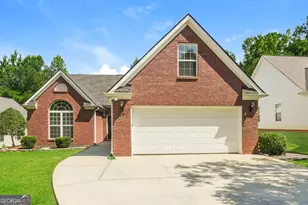 67 Kentucky Ave, Sharpsburg, GA 30277 - Photo 1