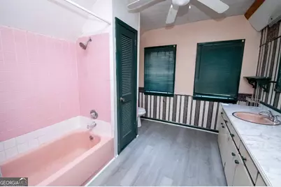 2032 Vining Circle, Macon, GA 31204 - Photo 33