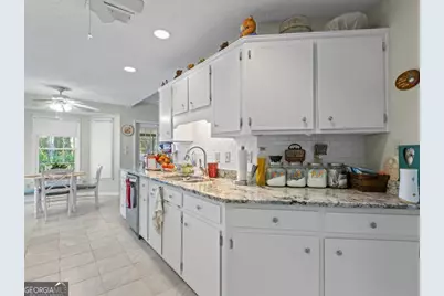 1508 Liberty Expressway SE, Albany, GA 31705 - Photo 11