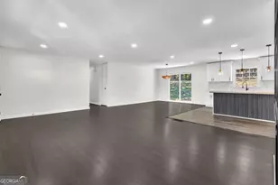 2401 Winshire Dr, Decatur, GA 30035 - Photo 17