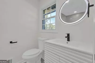 2401 Winshire Drive, Decatur, GA 30035 - Photo 11