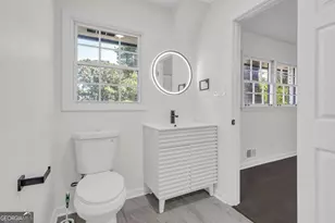 2401 Winshire Dr, Decatur, GA 30035 - Photo 13