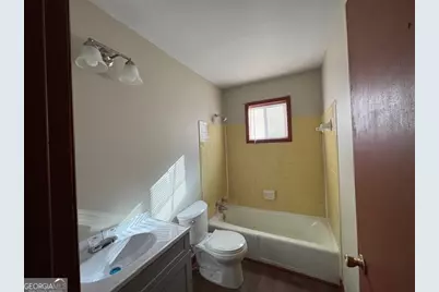 240 Neptune Court, Macon, GA 31211 - Photo 15