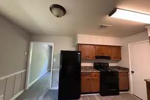 240 Neptune Ct, Macon, GA 31211 - Photo 29