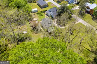 215 Fair St, Loganville, GA 30052 - Photo 27