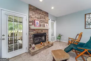 674 Forest Hills Dr, Douglas, GA 31535 - Photo 9