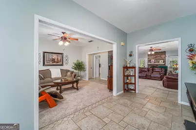 674 Forest Hills Drive, Douglas, GA 31535 - Photo 5