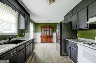 2193 Kings Forest Dr SE, Conyers, GA 30013 - Photo 5