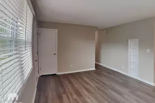 406 Blair Villa Dr, Atlanta, GA 30354 - Photo 5