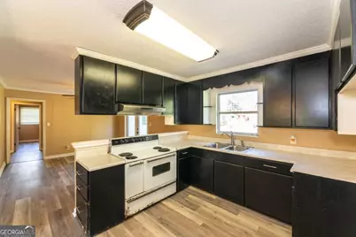 4190 Church Street Extension, Waycross, GA 31503 - Photo 5