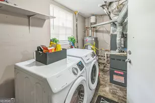 447 Sherwood Cir, Stone Mountain, GA 30087 - Photo 15