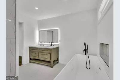 388 Sargent Drive SE, Atlanta, GA 30315 - Photo 15