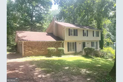 522 Hickory Hills Drive, Stone Mountain, GA 30083 - Photo 3