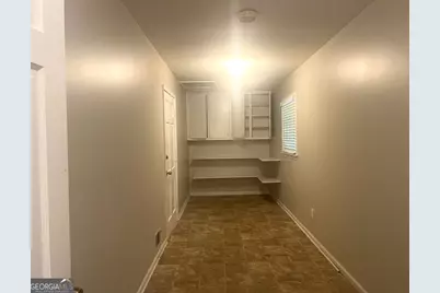 522 Hickory Hills Drive, Stone Mountain, GA 30083 - Photo 11