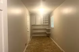 522 Hickory Hills Dr, Stone Mountain, GA 30083 - Photo 11