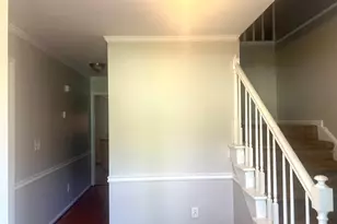 522 Hickory Hills Dr, Stone Mountain, GA 30083 - Photo 5