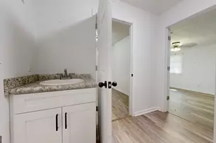 2202 Pioneer St, Waycross, GA 31501 - Photo 23