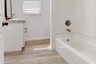 2202 Pioneer St, Waycross, GA 31501 - Photo 5