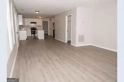 1860 Pinehurst View Drive, Grayson, GA 30017 - Photo 9