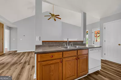 5343 Morgan Manor Drive, Lula, GA 30554 - Photo 11