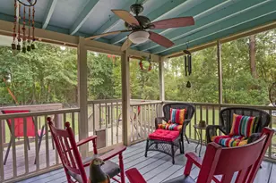 155 Persimmon St, Jesup, GA 31545 - Photo 11