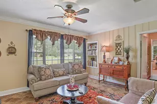 155 Persimmon St, Jesup, GA 31545 - Photo 3