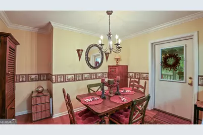 155 Persimmon Street, Jesup, GA 31545 - Photo 7