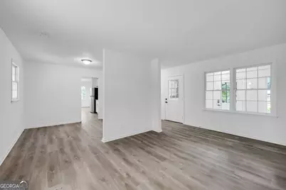 1586 Kings Road, Marietta, GA 30062 - Photo 9