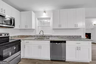 1586 Kings Road, Marietta, GA 30062 - Photo 17