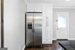 1411 Mercer Ave, College Park, GA 30337 - Photo 5