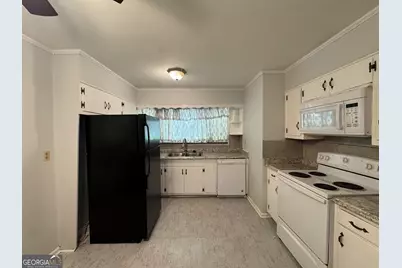 1436 Willow Trail SW, Atlanta, GA 30311 - Photo 9