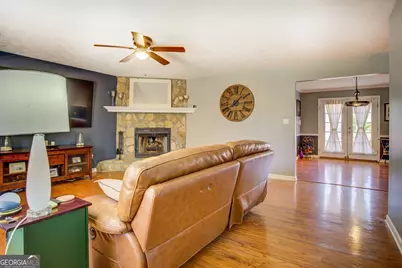 200 Brookview Drive, McDonough, GA 30252 - Photo 9