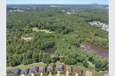 2051 Poplar Falls Avenue, Lithonia, GA 30058 - Photo 3
